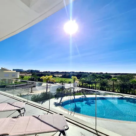 Lake24 Cd256- Cleverdetails, 3 Bedroom Apartment, Sleeps 6, Near To Falesia And The Marina Appartement *