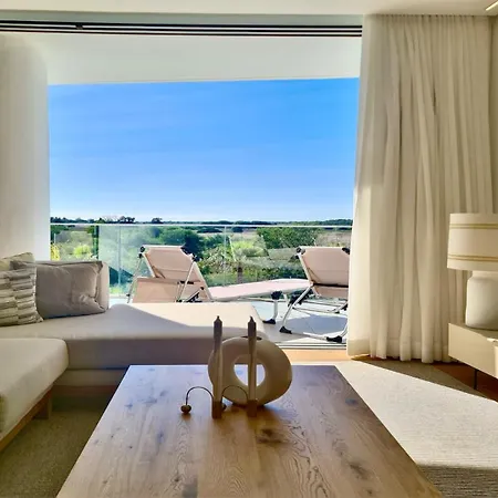 Lake24 Cd256- Cleverdetails, 3 Bedroom Apartment, Sleeps 6, Near To Falesia And The Marina