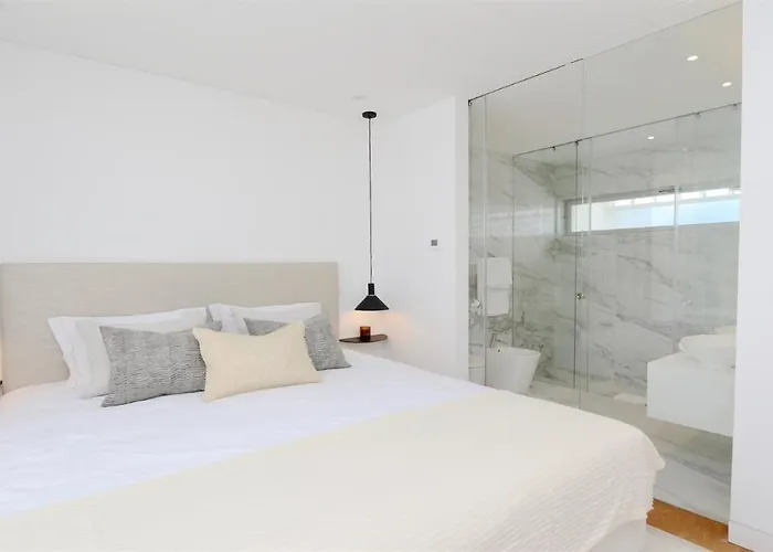 Lake24 Cd256- Cleverdetails, 3 Bedroom Apartment, Sleeps 6, Near To Falesia And The Marina