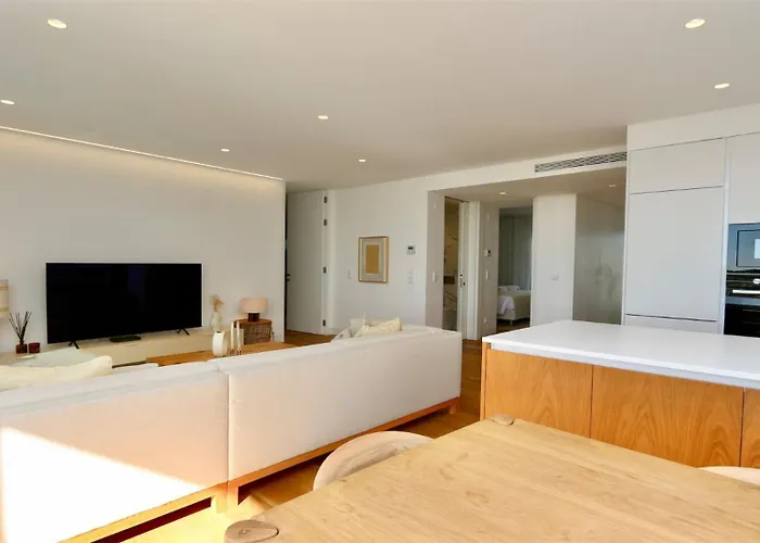 Lake24 Cd256- Cleverdetails, 3 Bedroom Apartment, Sleeps 6, Near To Falesia And The Marina Lejlighed *